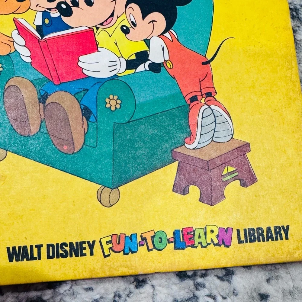 Disney walt vintage
